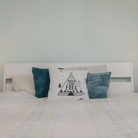 شقة Flamingo Flat /two-bedroom With Balcony\