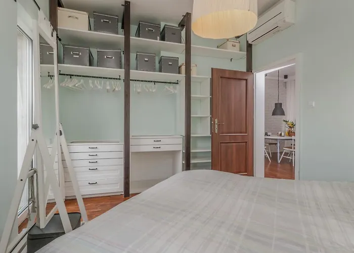 2bd Flamingo Flat With Balcony In Center By Flat Mаnager דירה סופיה