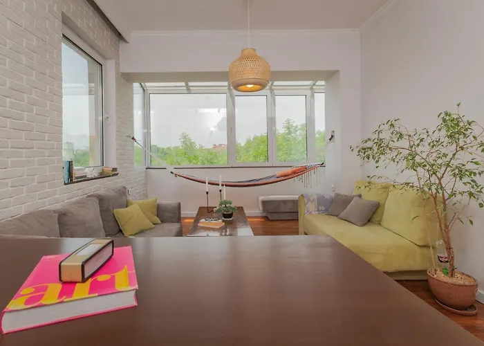 דירה 2bd Flamingo Flat With Balcony In Center By Flat Mаnager